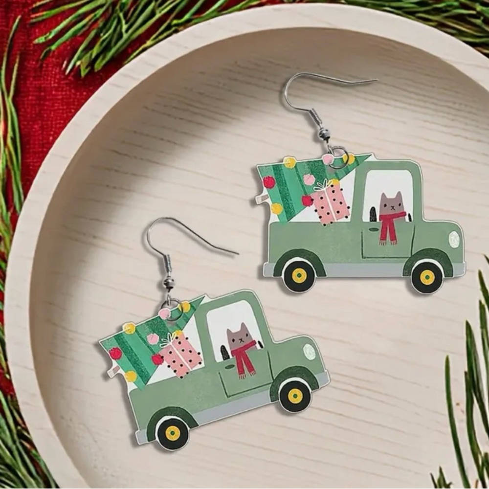 Holiday Green Truck with Christmas Tree  Earrings Kitty Cat Driver - Picture 5 of 5